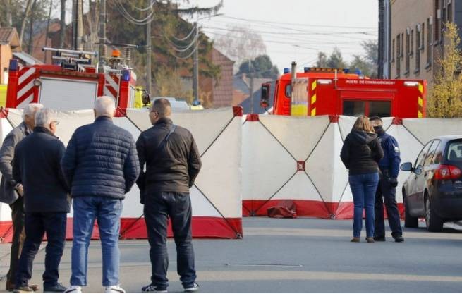 Бельгия: 6 погибших после наезда автомобиля на участников карнавала