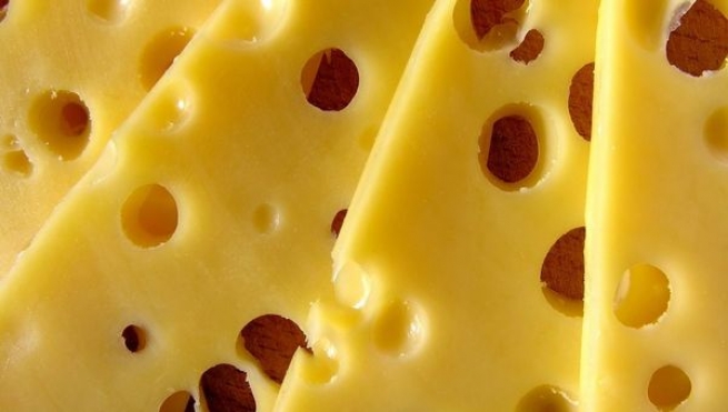 В Пирее изъято 956 кг сыра