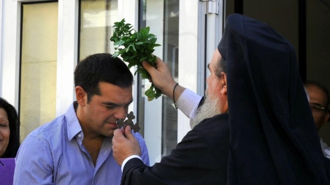 Ципрас начинает процесс отделения Элладской церкви от государства