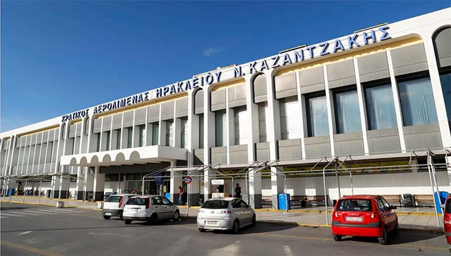 Крит: вынужденная посадка самолета в аэропорту Ираклио