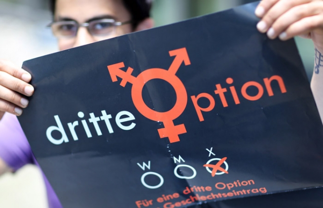 Признание «третьего пола» утвердят до 2018г в Германии