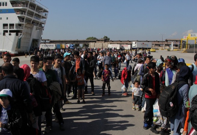 856 беженцев из Митилини и Самоса прибыли на материк