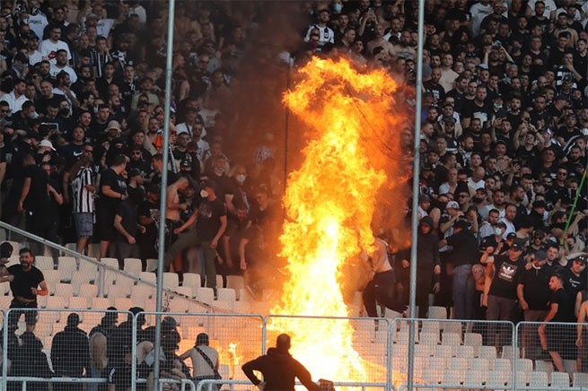 Матчк ПАО-ПАОК: полиция арестовала 17 футбольных фанатов