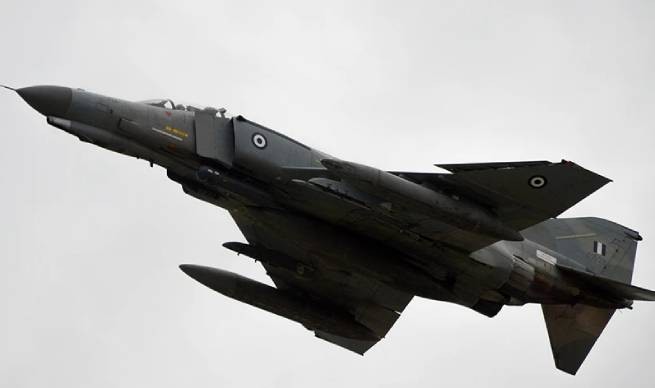 Греция: час назад потерпел крушение истребитель ВВС F-4