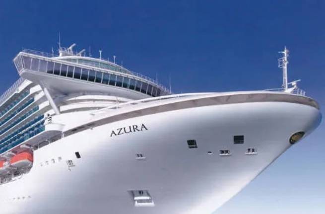 Круизный лайнер «Azzura» в Ханье: сезон на Крите в этом году открылся раньше, чем когда-либо