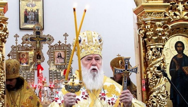 Опрос СПЖ: украинцы не пойдут в храмы КП даже в случае их признания Фанаром