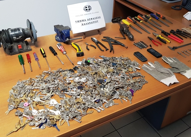 Пойманы грабители из Грузии, совершавшие кражи в домах Халандри