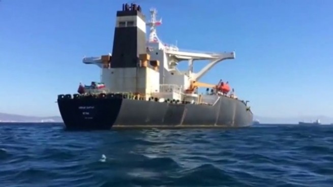Иранский танкер направляется... в Турцию