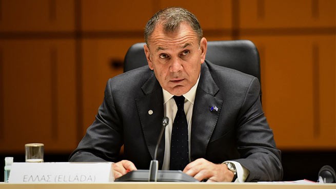 Министр обороны Греции беспокоится о… российской агрессии