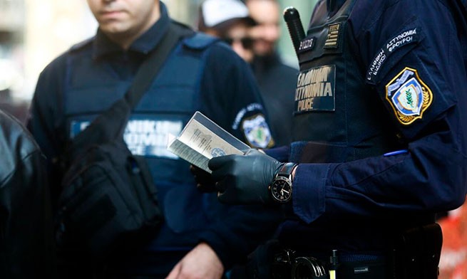 Анархисты опубликовали данные 21 полицейского, связанные с насилием и пытками
