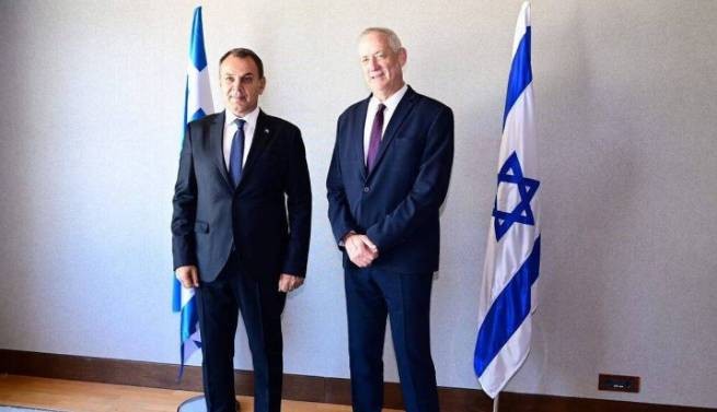Министр обороны Израиля с визитом в Афинах