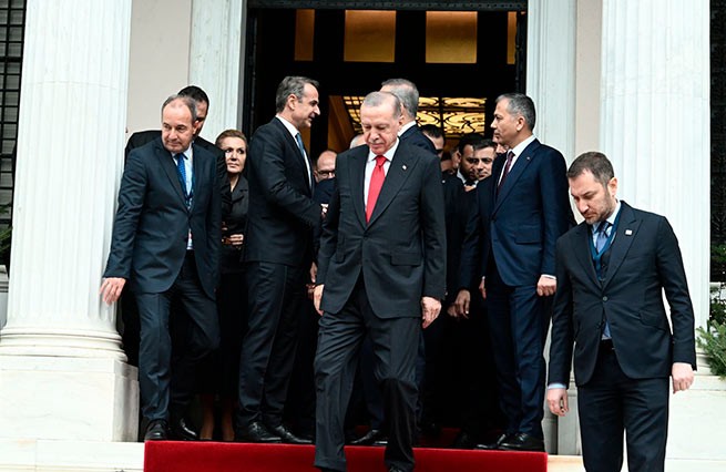Эрдоган обвинил Грецию в «подготовке террористов» — К.Мицотакис не ответил