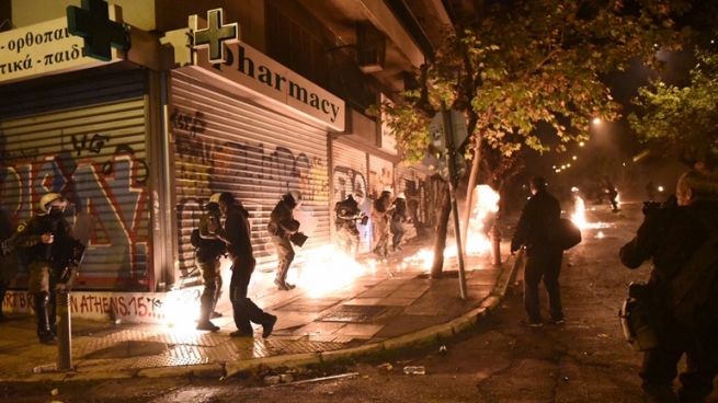 В Греции прошли беспорядки на 17 ноября(фото -видео)