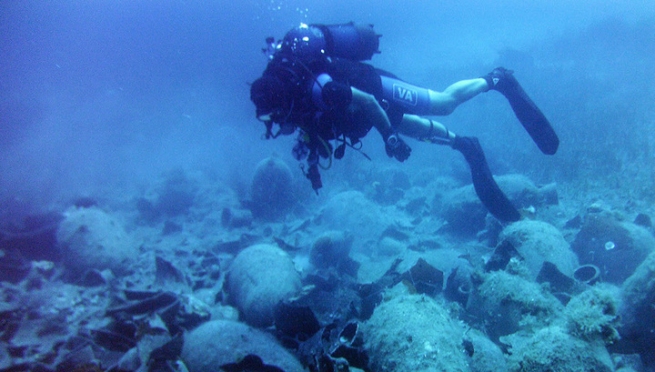 Возле греческого острова Делос археологи нашли останки семи древних кораблей