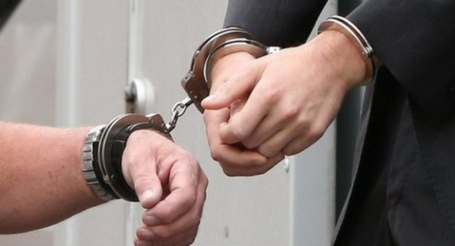 Бизнесмен, находящийся в международном розыске, экстрадирован из Греции в Россию 