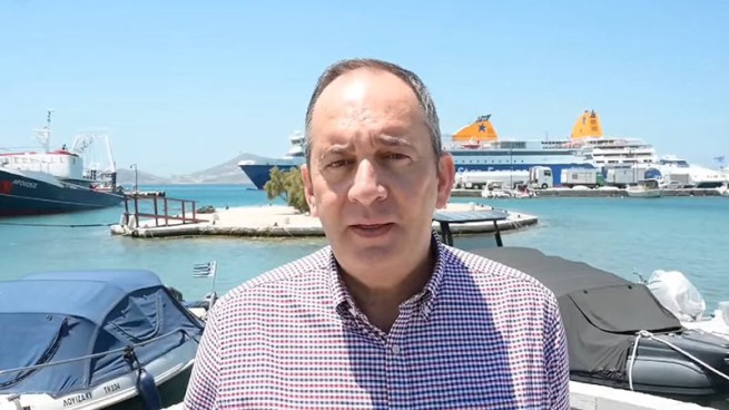 Министр судоходства и общественного транспорта Греции призывает пассажиров носить маски