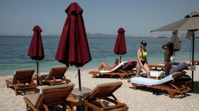 Хорошо ли Греции без туристов из России