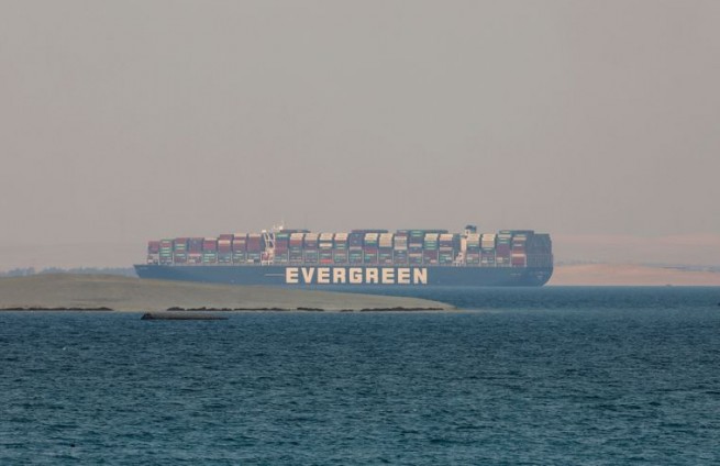 Власти Египта арестовали судно Ever Given, пока его владельцы не заплатят почти $ 1 млрд компенсации