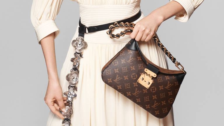 Louis Vuitton in Greece: turnover and profit more than doubled