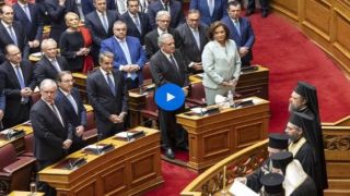Депутаты парламента Греции нового состава приняли присягу