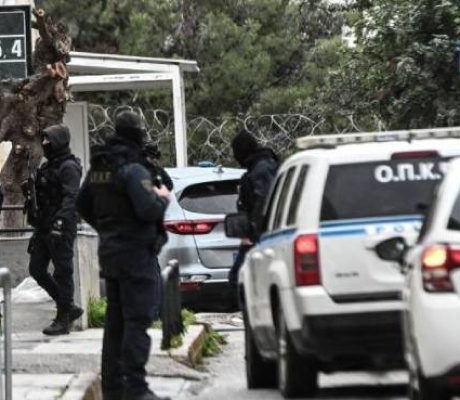 Греческая мафия: обнародованы фотографии восьми арестованных
