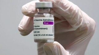 «Три года со мной никто не связывался», — говорит 35-летний мужчина, у которого после вакцины AstraZeneca образовались два тромба