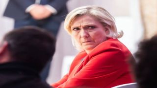 Франция: в борьбе с ультраправыми более 185 кандидатов решили сняться  с выборов (видео)