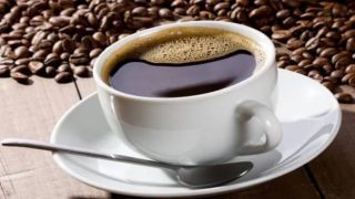 "Горький" кофе: цена фраппе достигла 4,5 евро