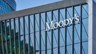 Moody's «повысил» рейтинг экономики Греции до Baa3